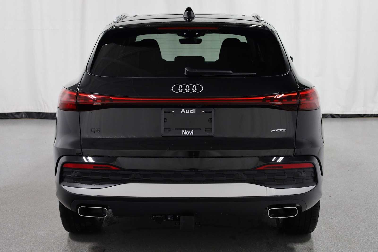 Thumbnail: 2025 Audi Q5 - 7
