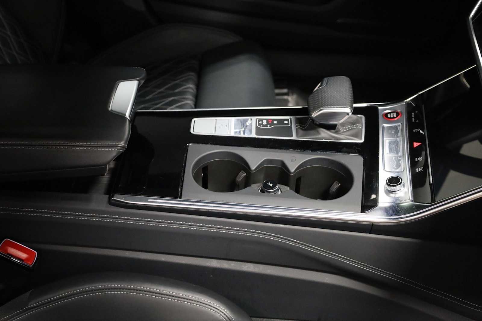 Thumbnail: 2023 Audi S7 - 20