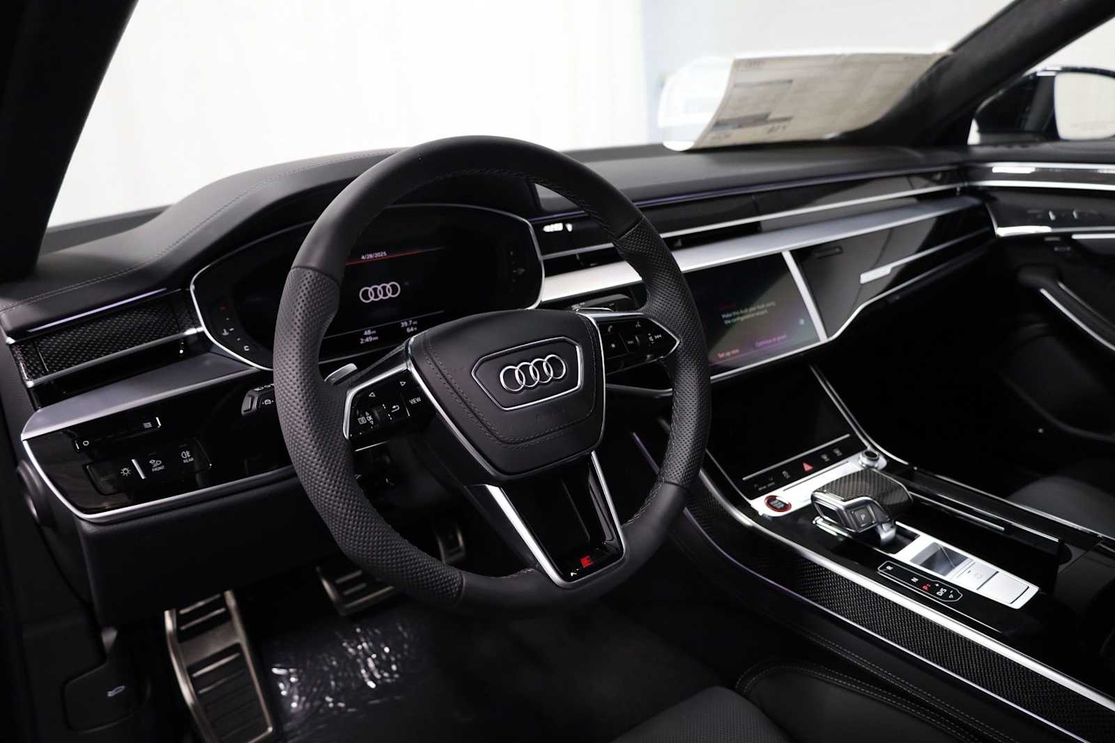 Thumbnail: 2025 Audi S8 - 4