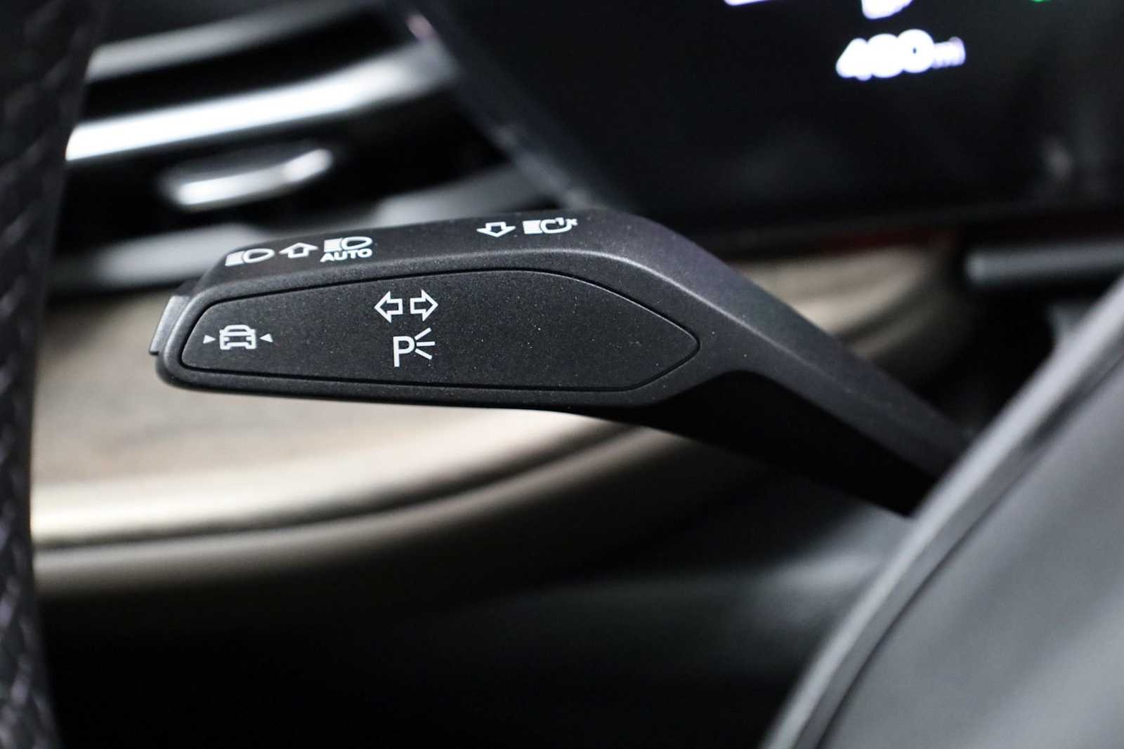 Thumbnail: 2025 Audi Q5 - 25