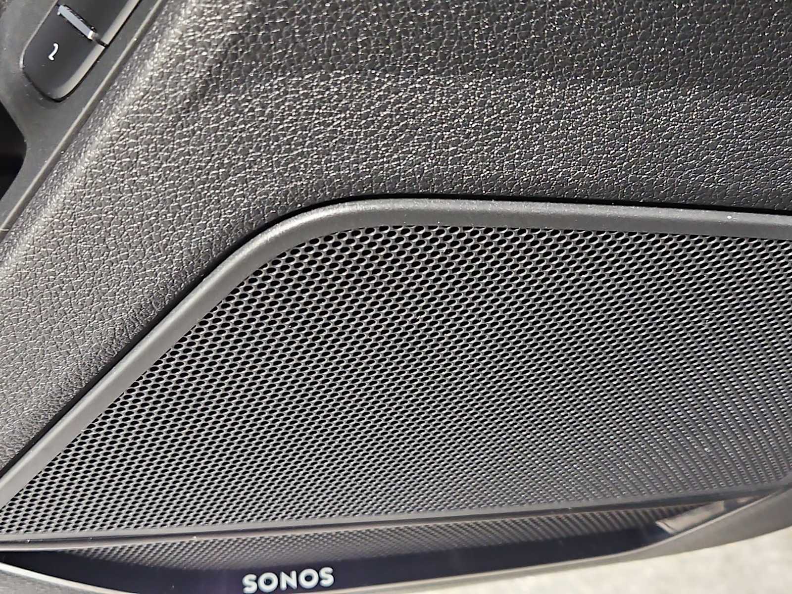 Thumbnail: 2023 Audi Q3 - 17