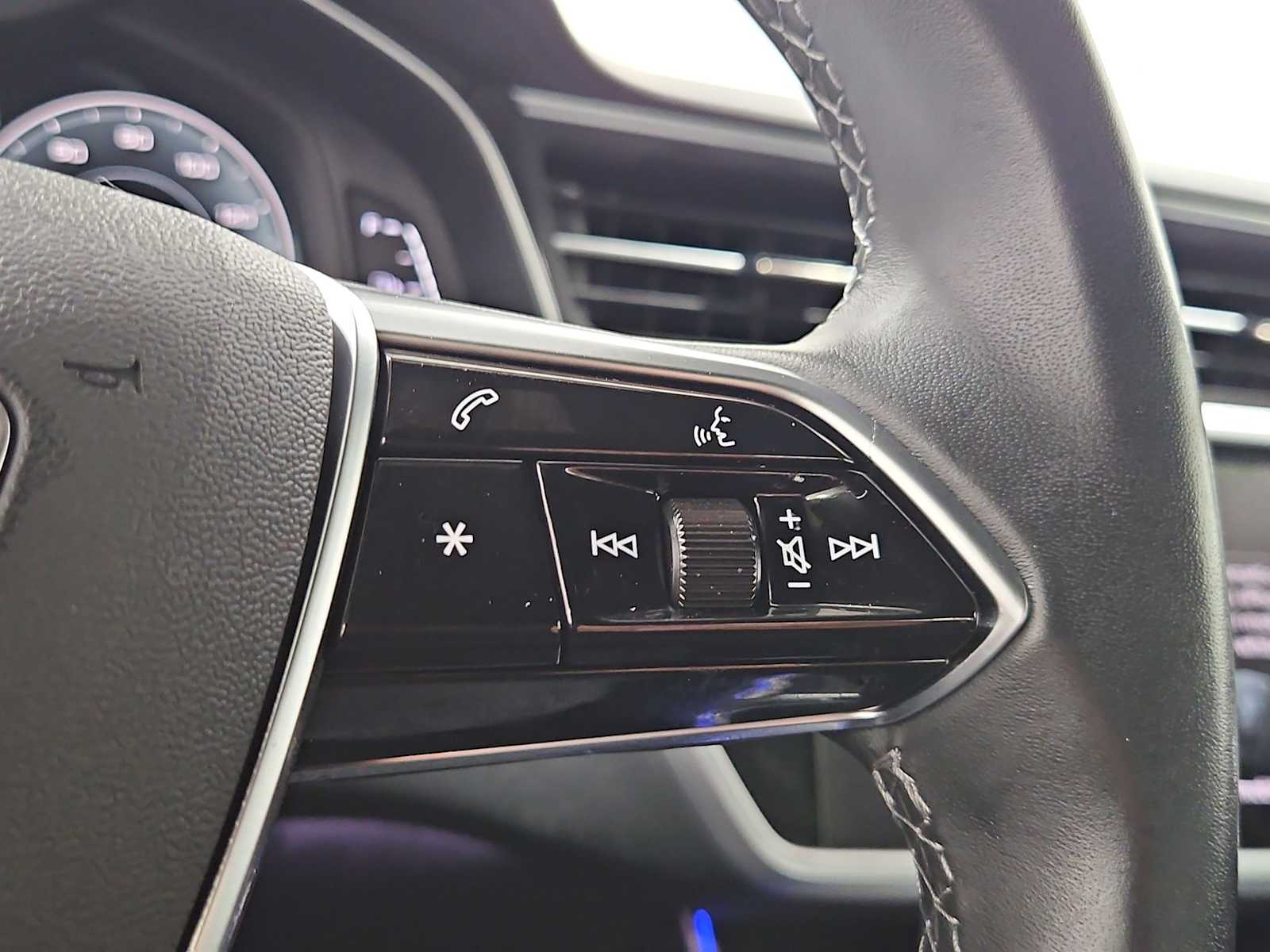 Thumbnail: 2022 Audi A6 - 26