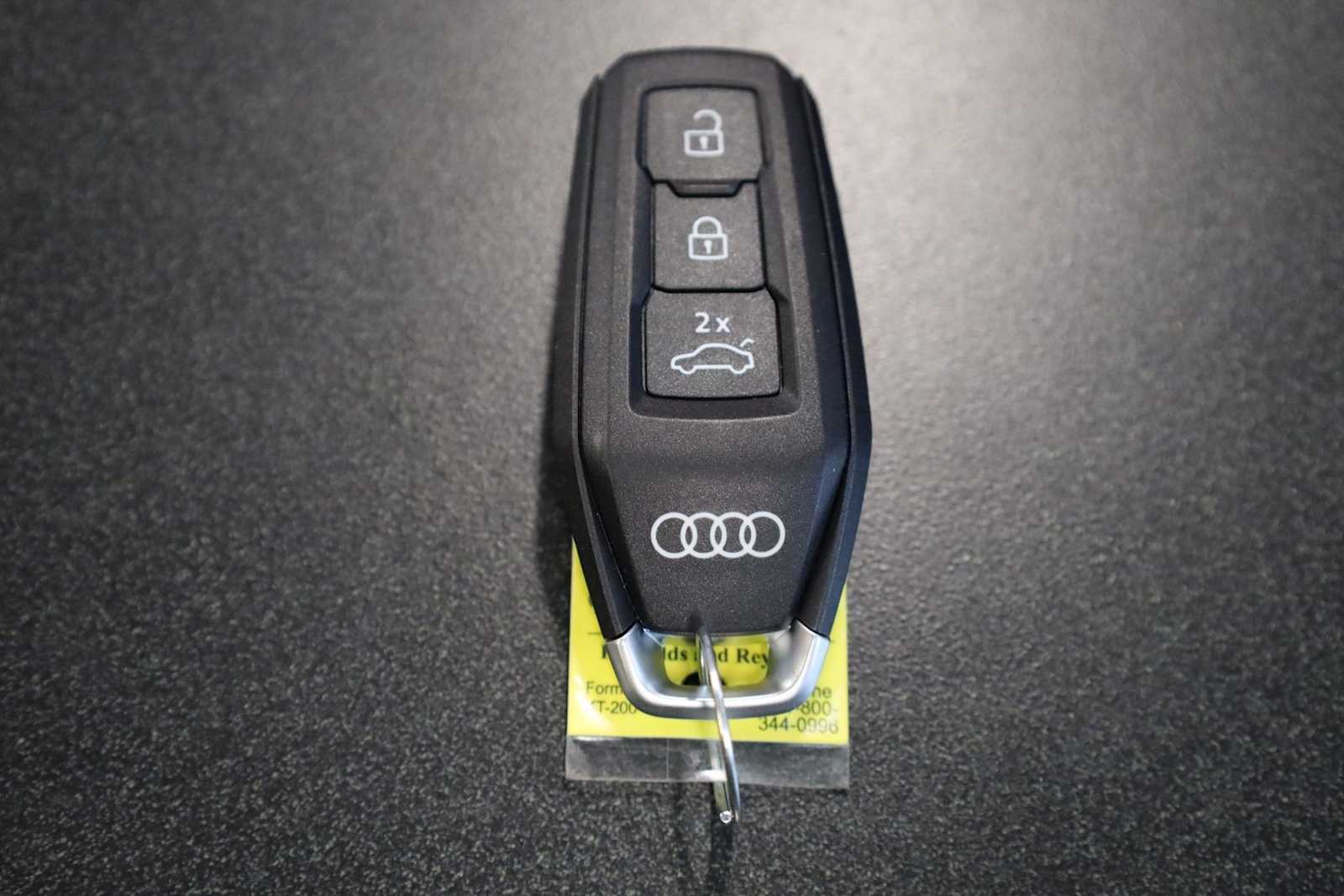 Thumbnail: 2025 Audi Q5 - 41