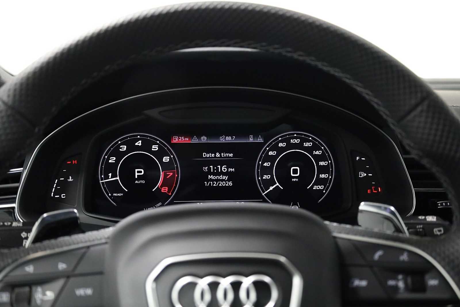 Thumbnail: 2026 Audi RS Q8 - 22