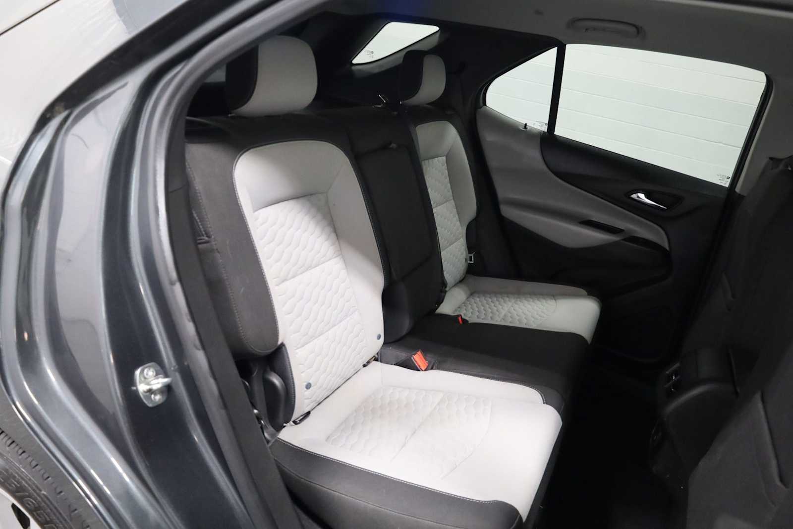 Thumbnail: 2020 Chevrolet Equinox - 33