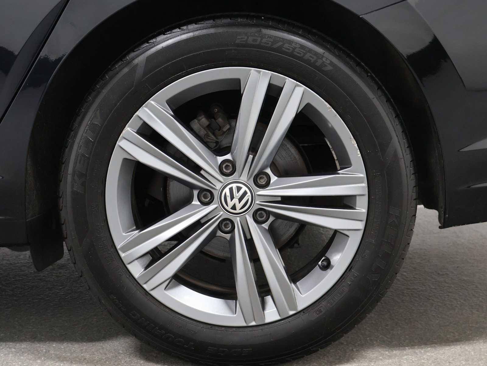 Thumbnail: 2020 Volkswagen Jetta - 36