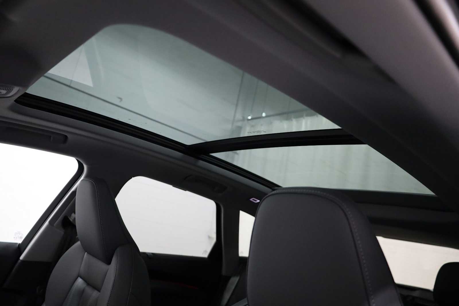 Thumbnail: 2025 Audi Q5 - 19