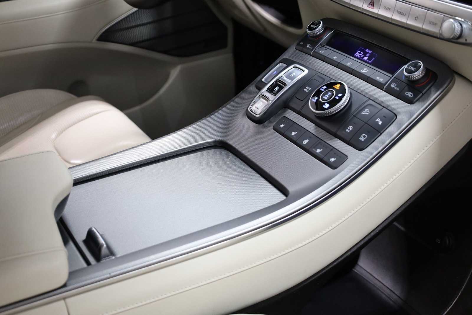 Thumbnail: 2020 Hyundai Palisade - 20
