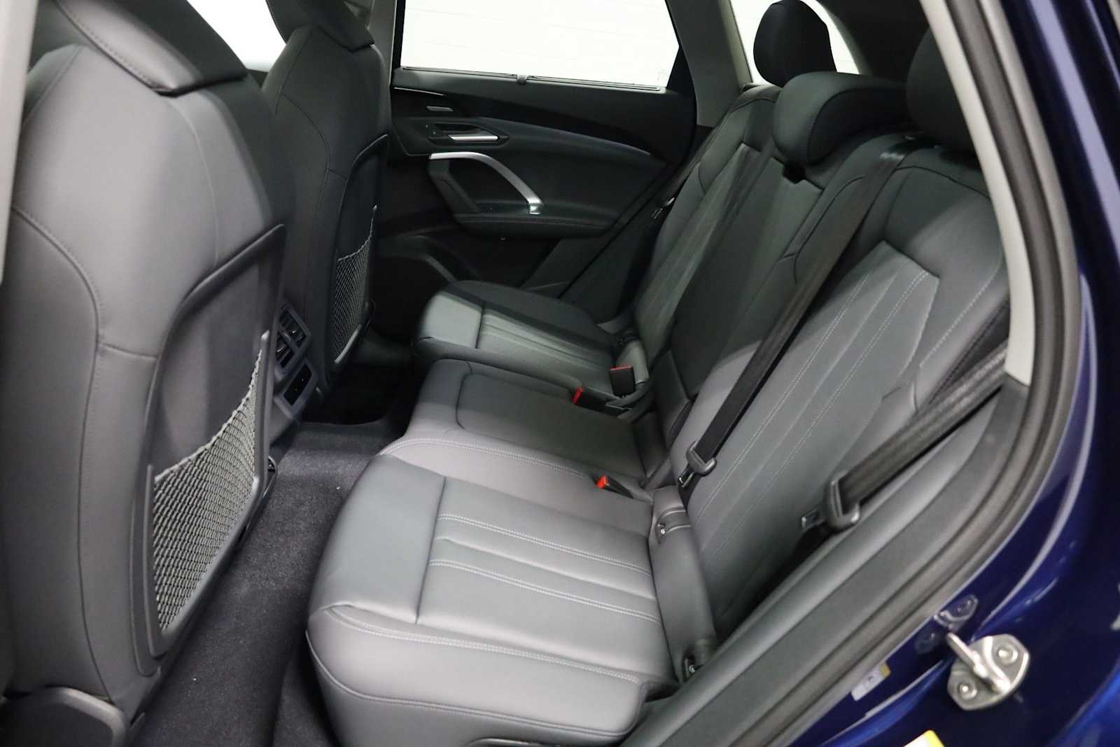 Thumbnail: 2025 Audi Q5 - 34