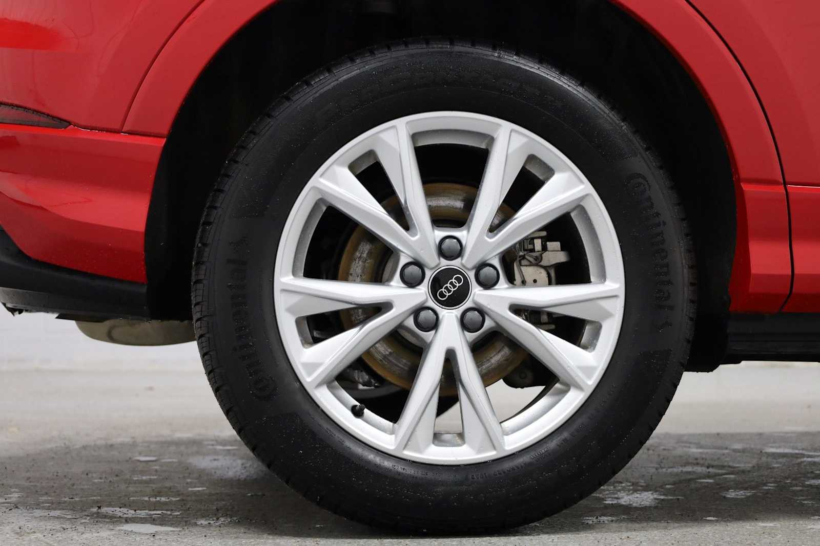 Thumbnail: 2025 Audi Q3 - 35