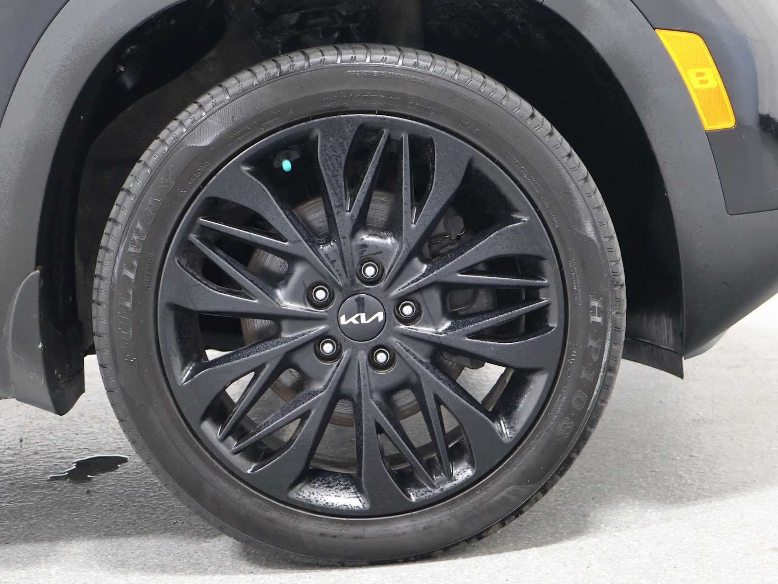Thumbnail: 2022 Kia Seltos - 12