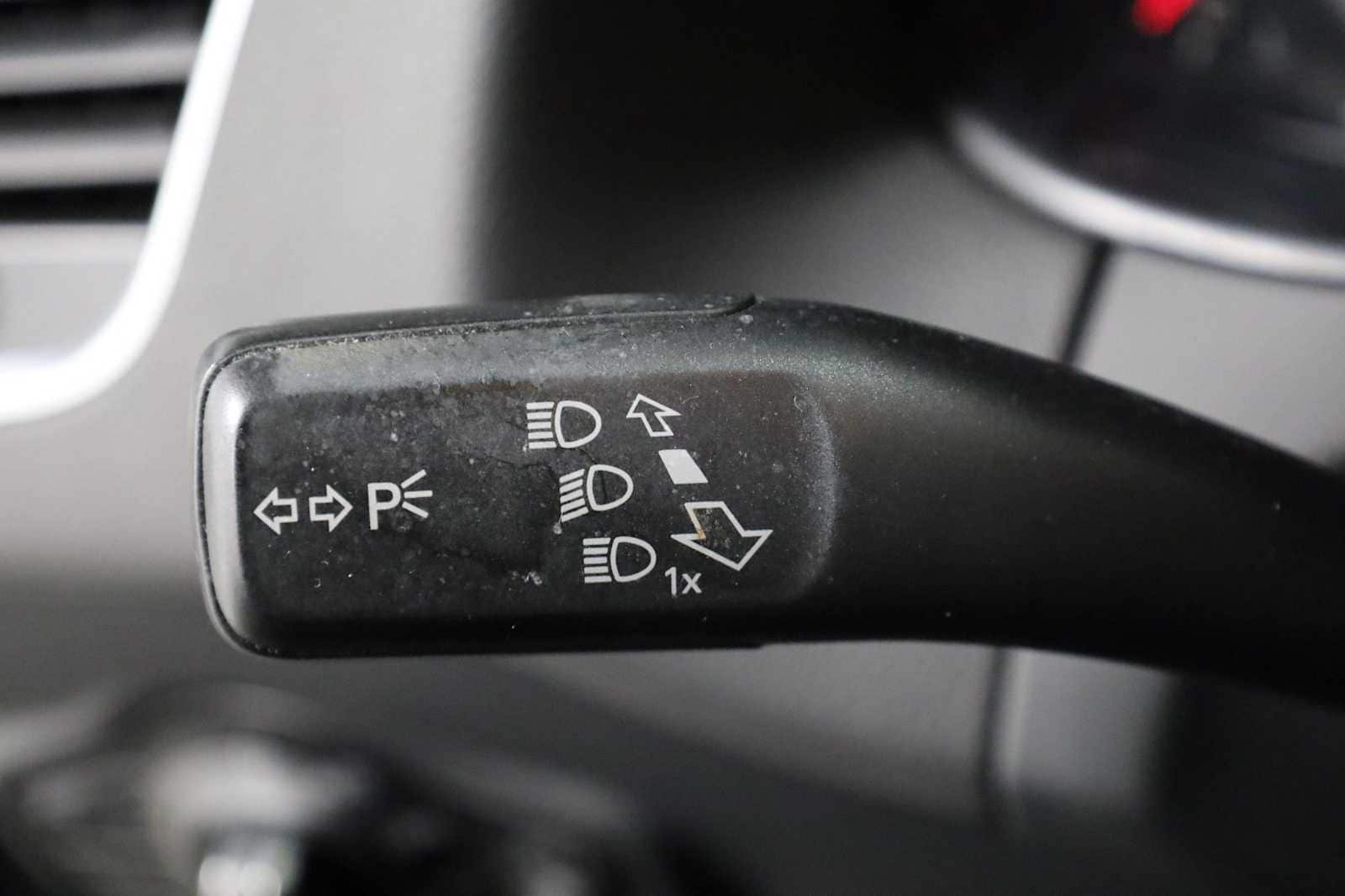 Thumbnail: 2010 Audi Q5 - 28