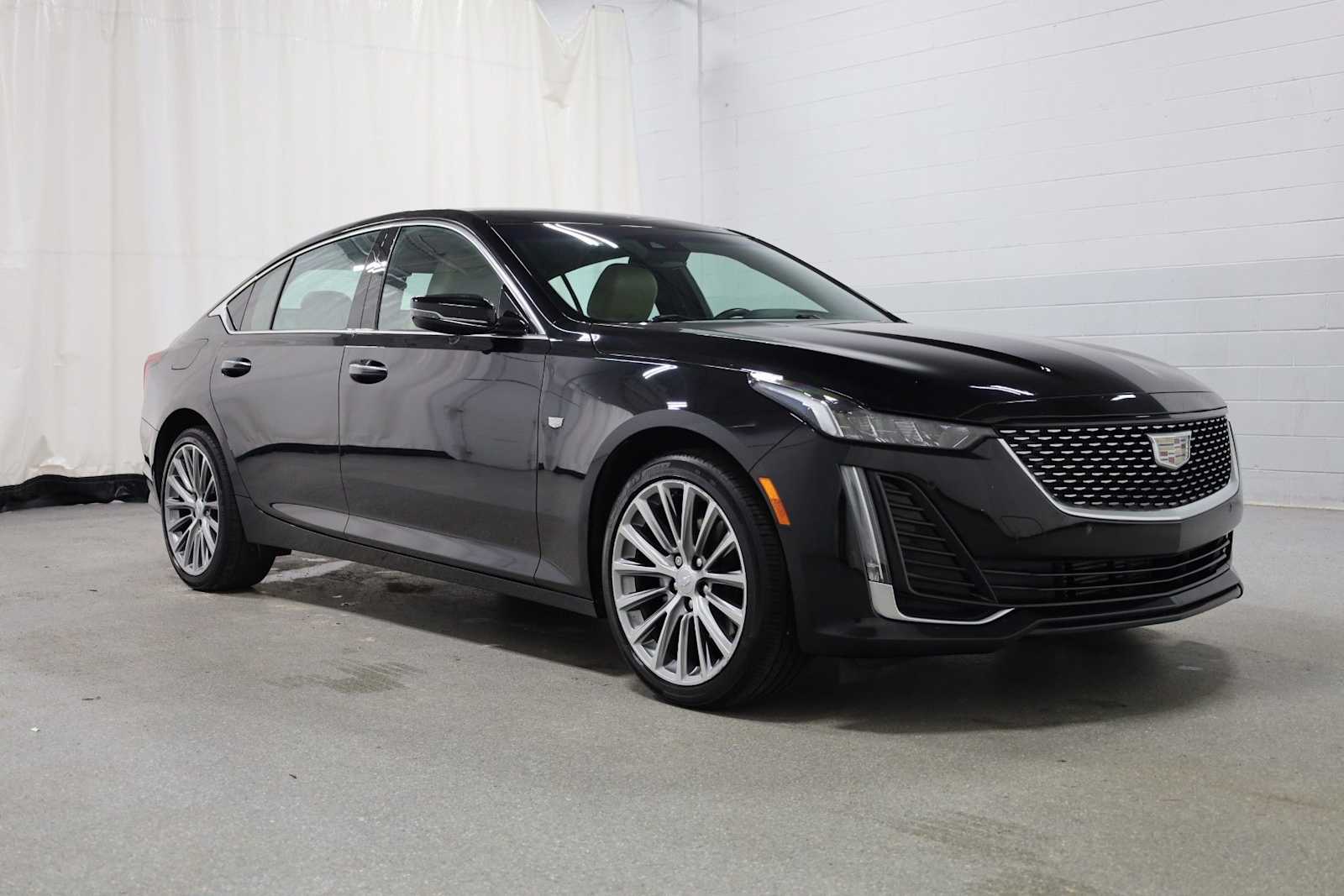 Thumbnail: 2023 Cadillac CT5 - 13