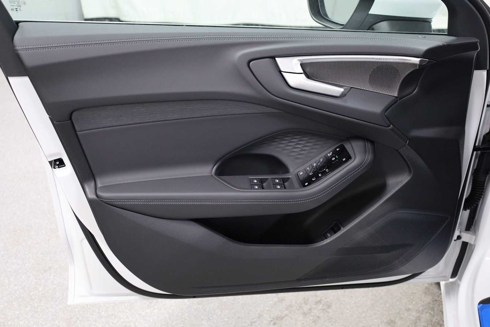 Thumbnail: 2025 Audi A5 - 16