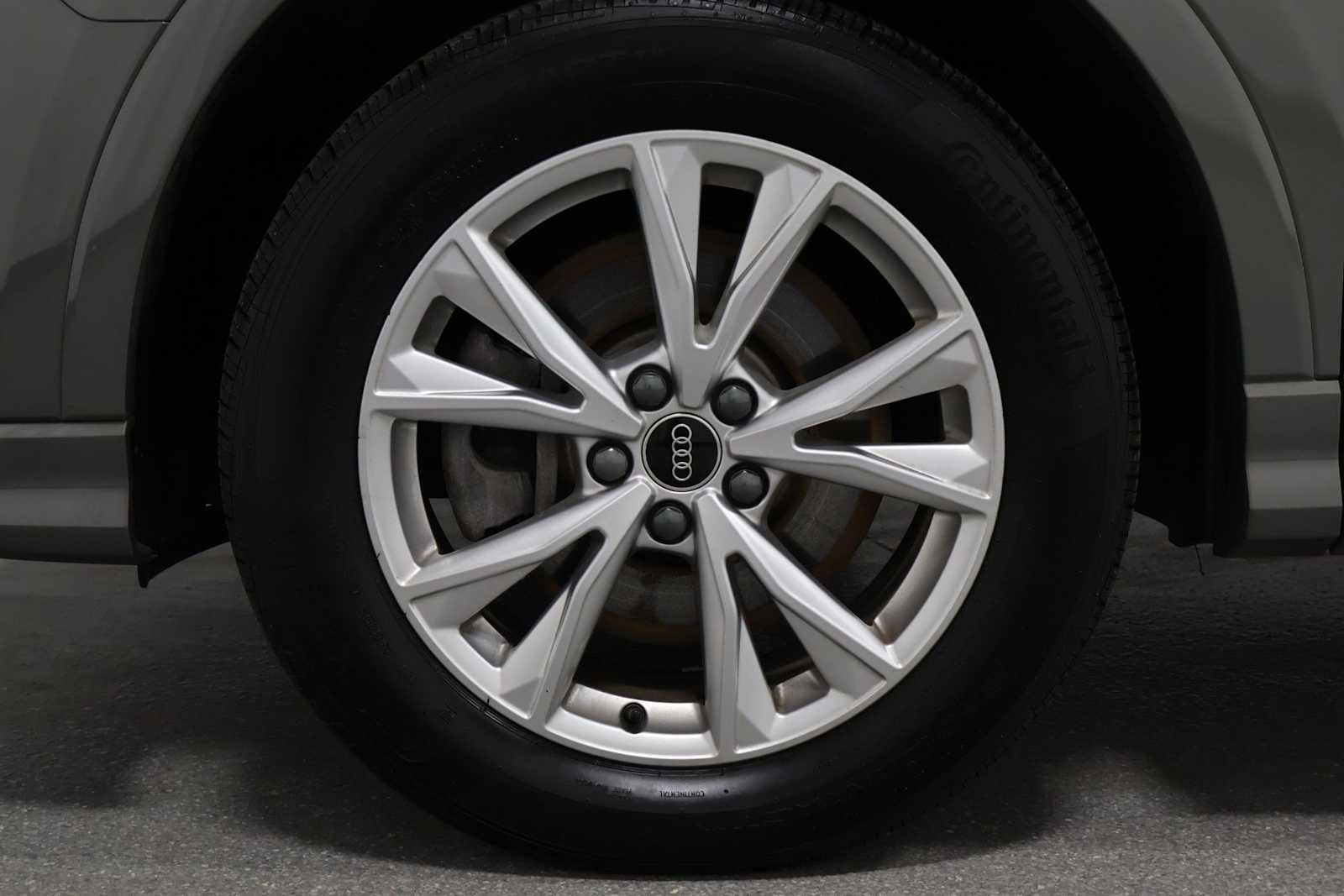 Thumbnail: 2023 Audi Q3 - 35