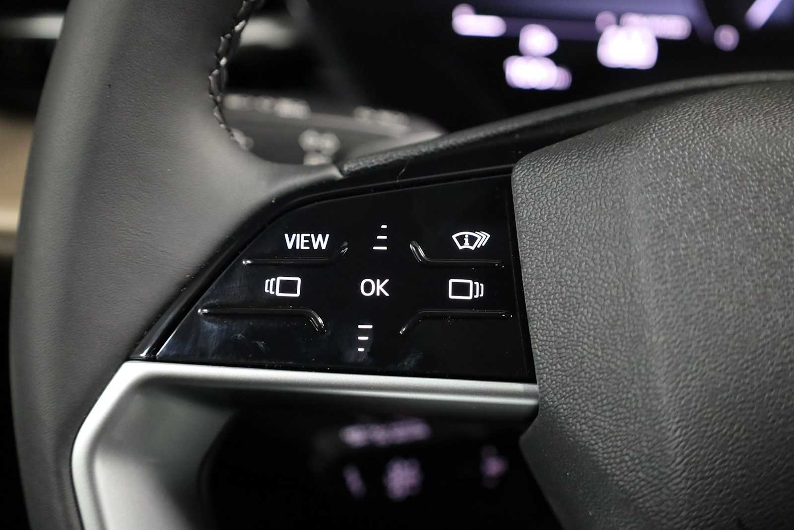 Thumbnail: 2025 Audi Q5 - 25