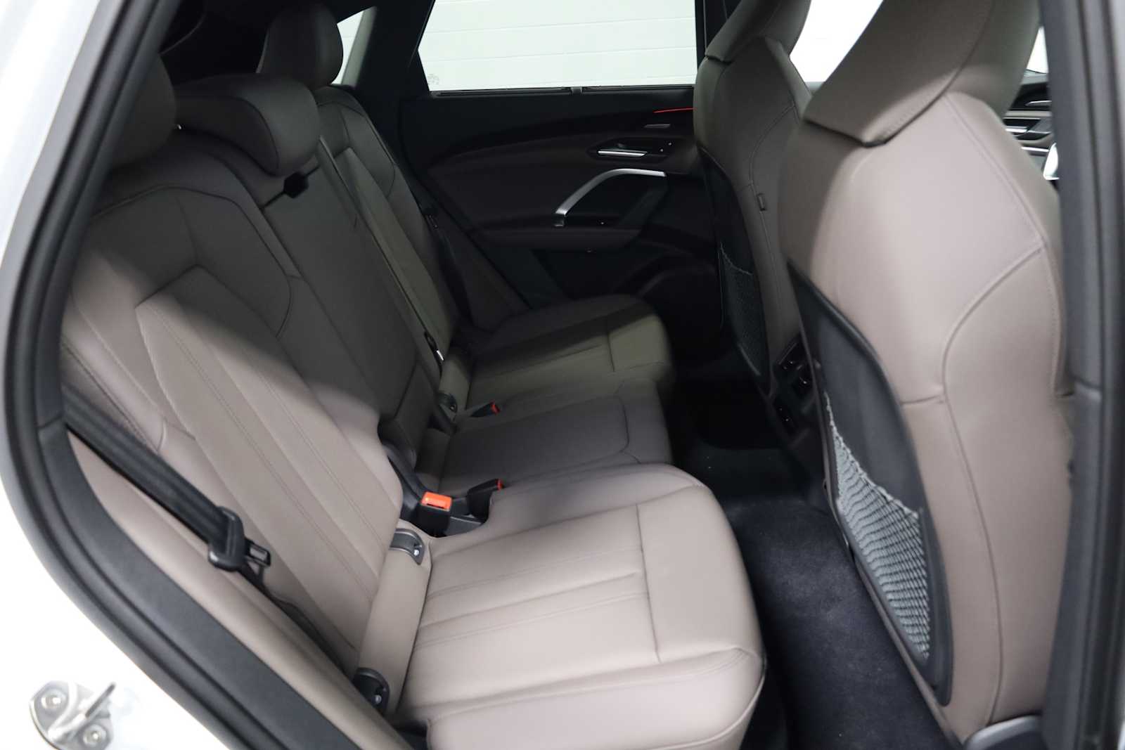 Thumbnail: 2025 Audi Q5 - 34