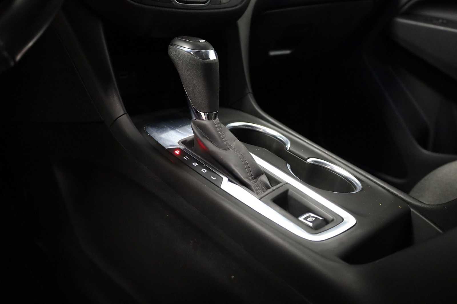 Thumbnail: 2021 Chevrolet Equinox - 25