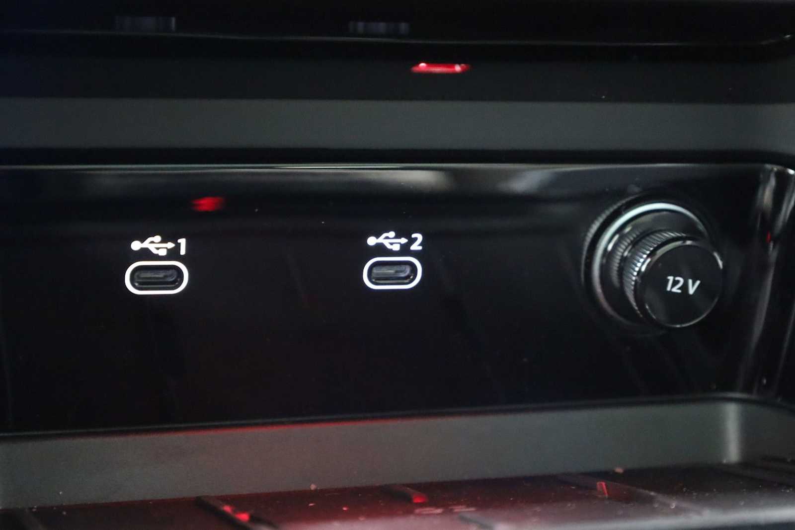 Thumbnail: 2025 Audi Q5 - 33