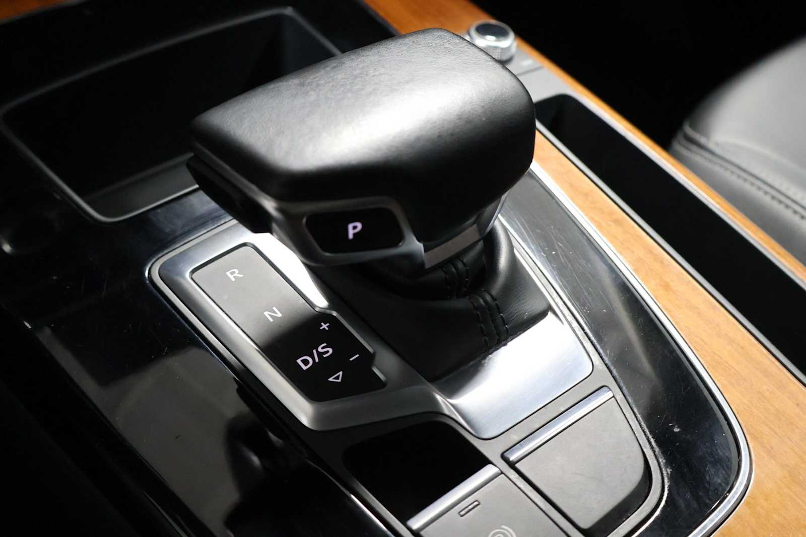 Thumbnail: 2023 Audi Q5 - 26
