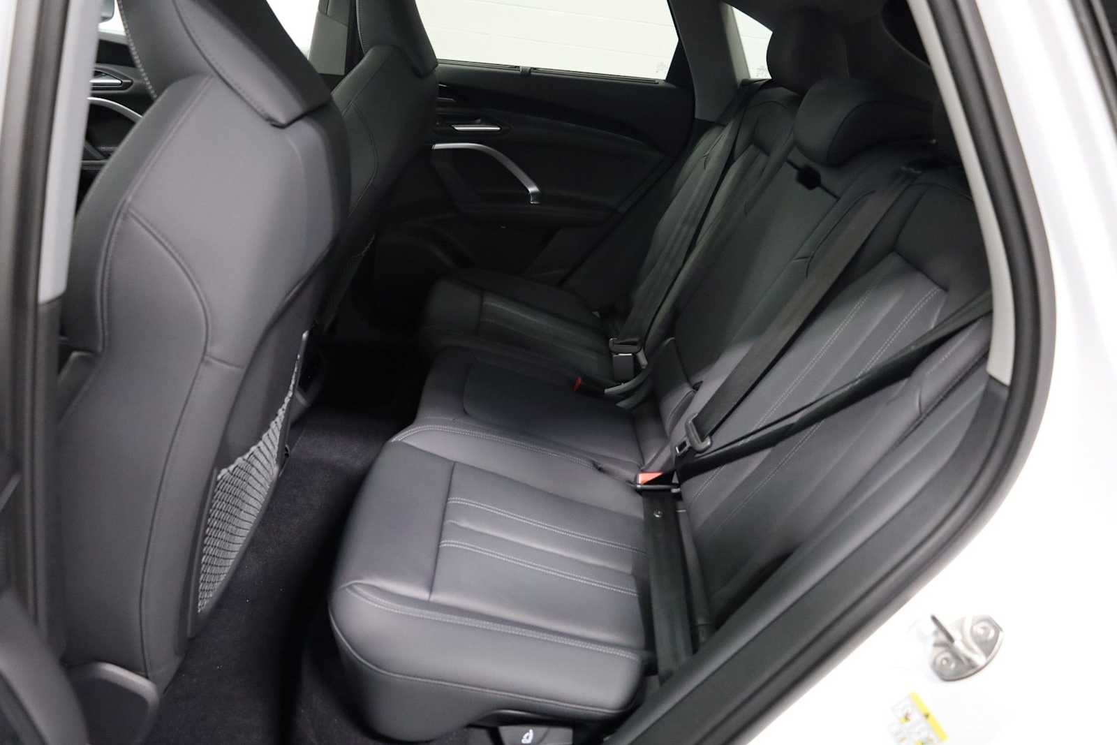 Thumbnail: 2025 Audi Q5 - 34