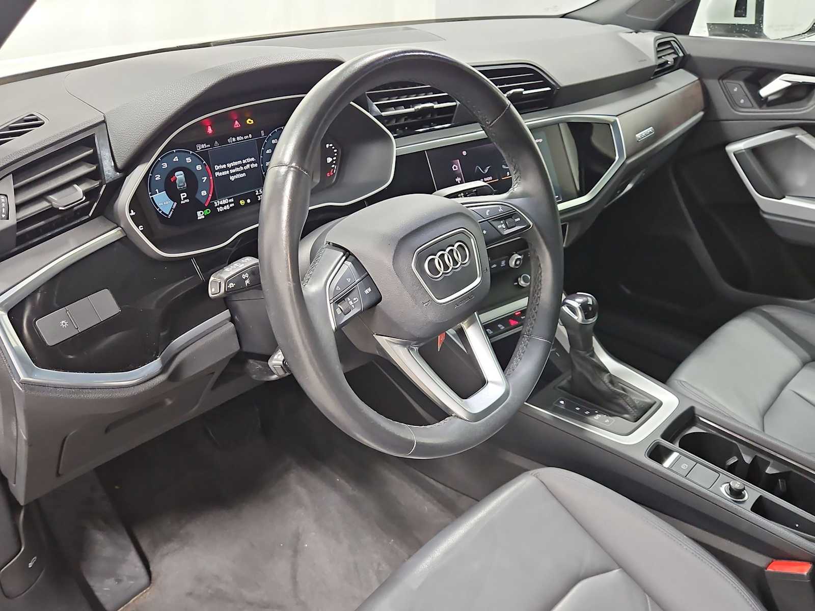 Thumbnail: 2022 Audi Q3 - 5