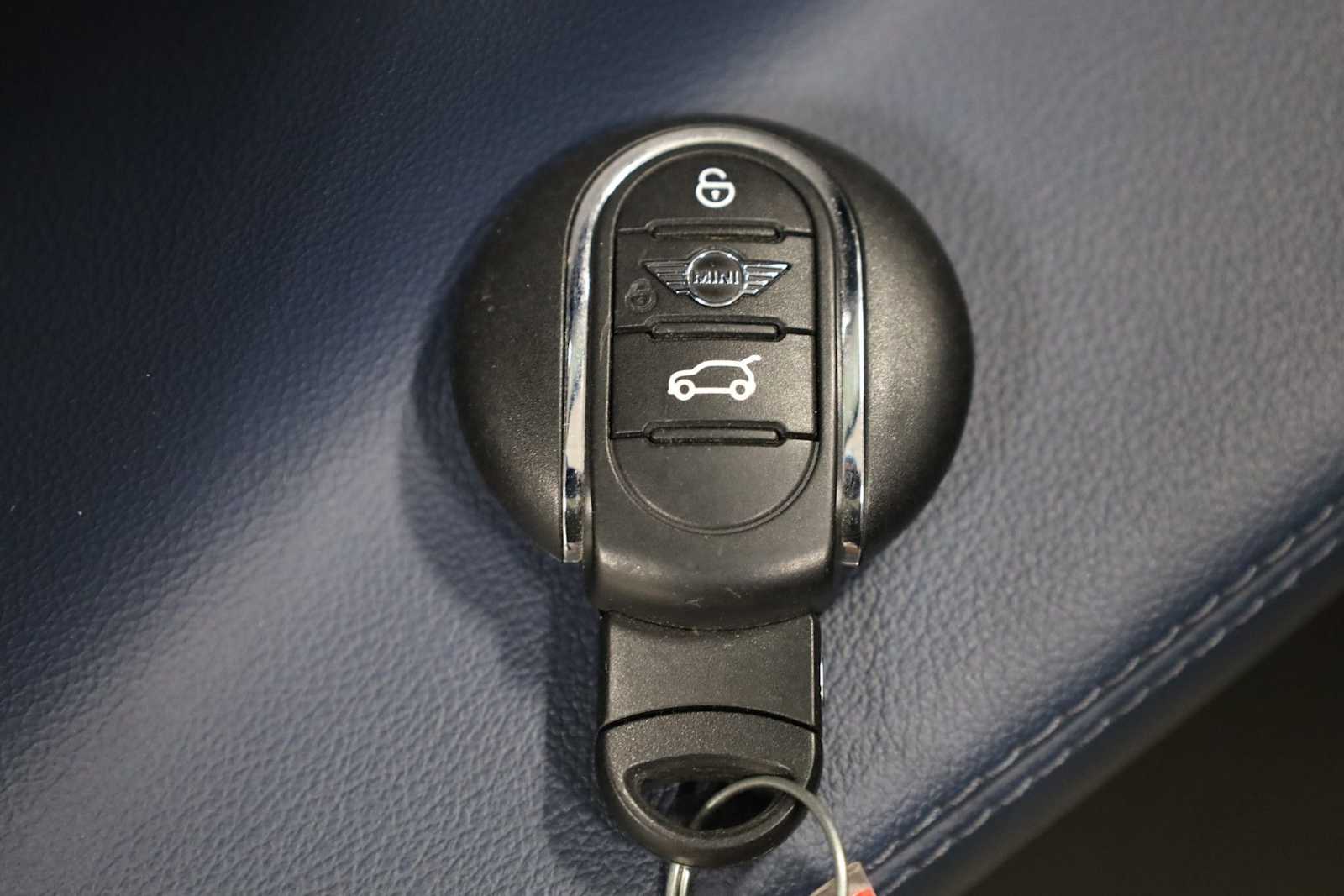 Thumbnail: 2023 MINI Cooper Countryman - 41