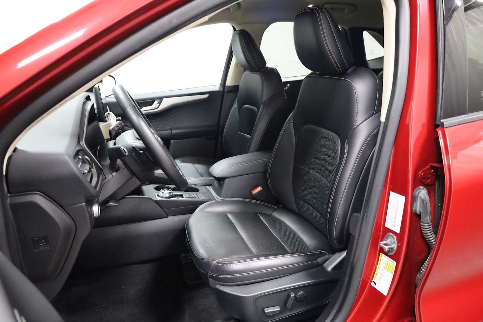 Thumbnail: 2020 Ford Escape - 5