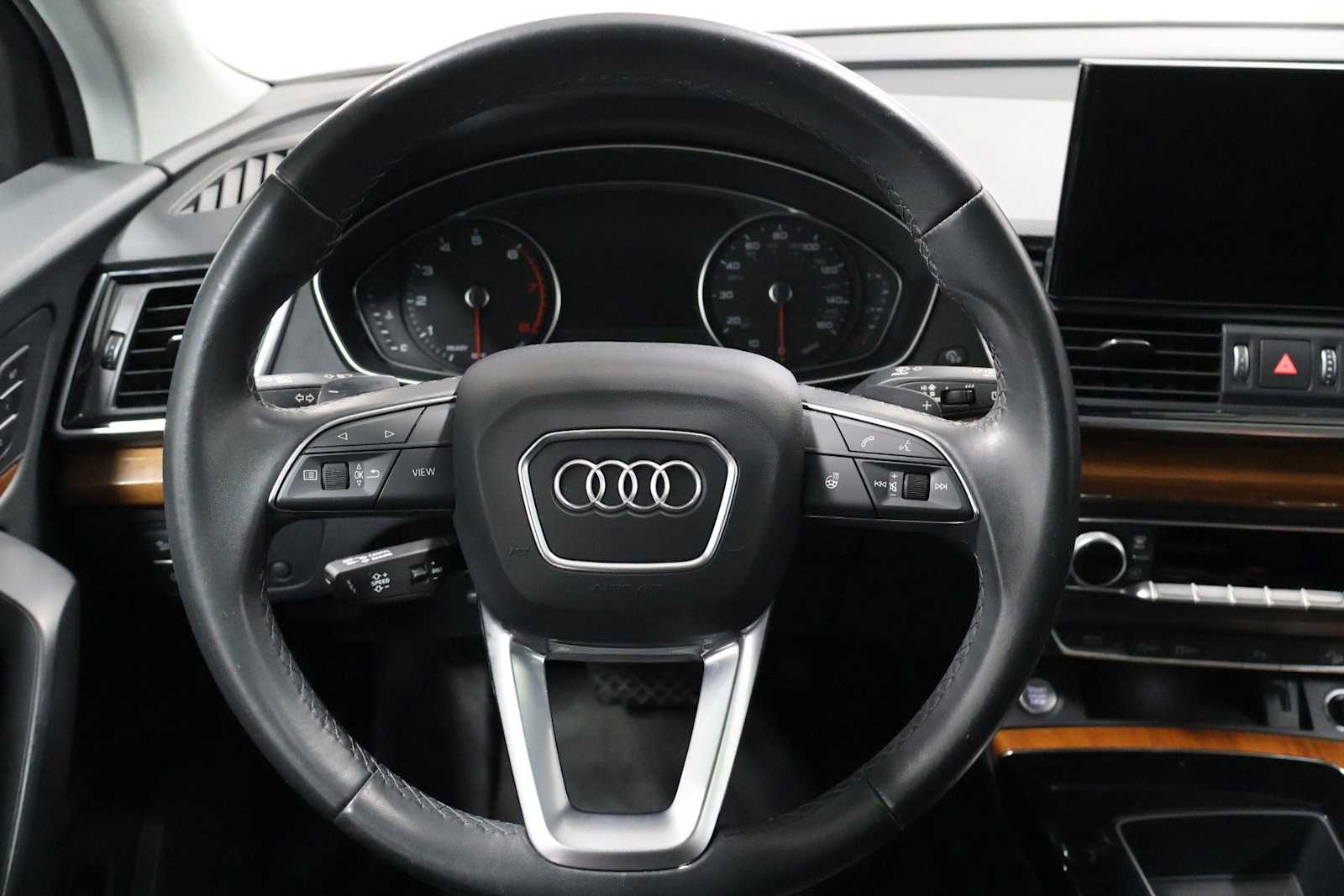 Thumbnail: 2023 Audi Q5 - 22