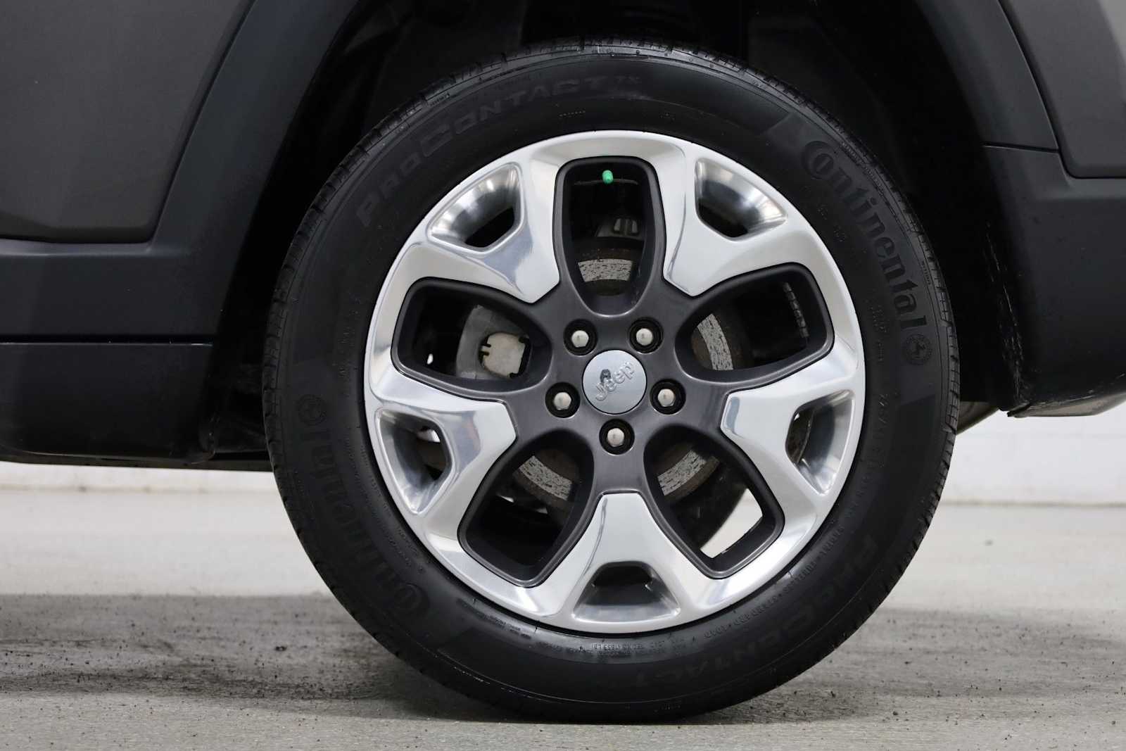 Thumbnail: 2019 Jeep Compass - 37