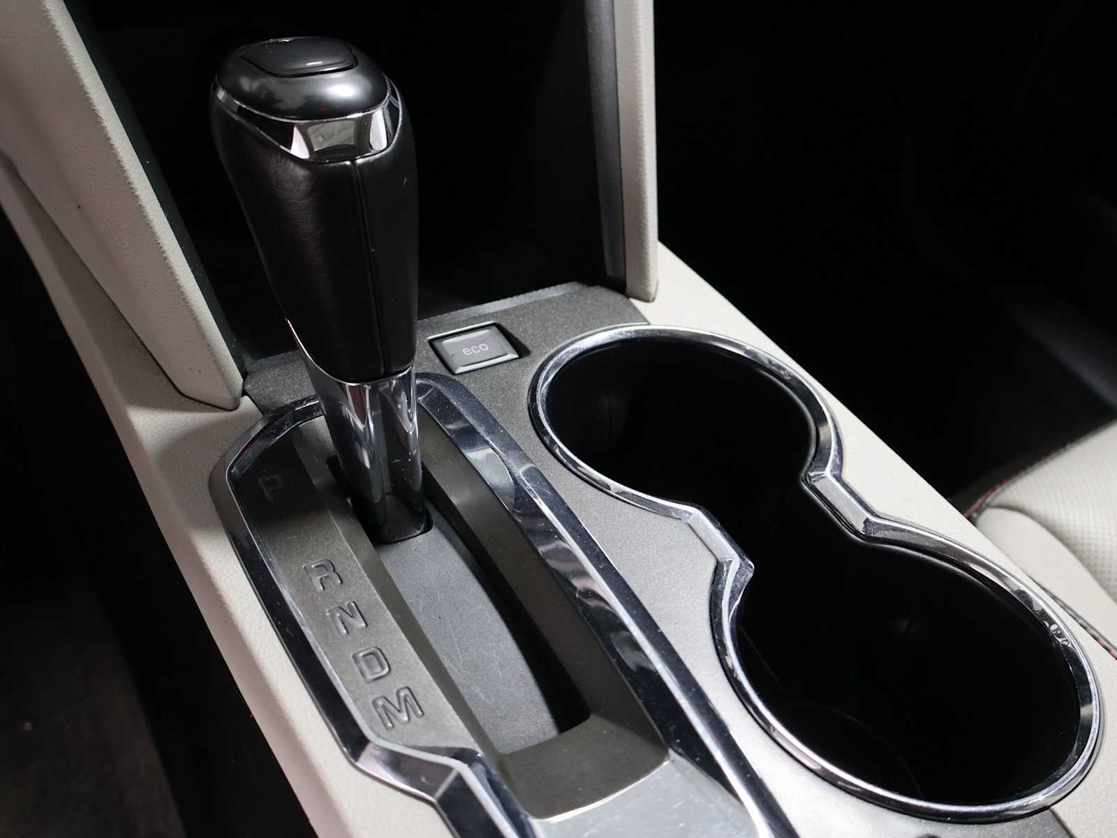 Thumbnail: 2016 GMC Terrain - 27