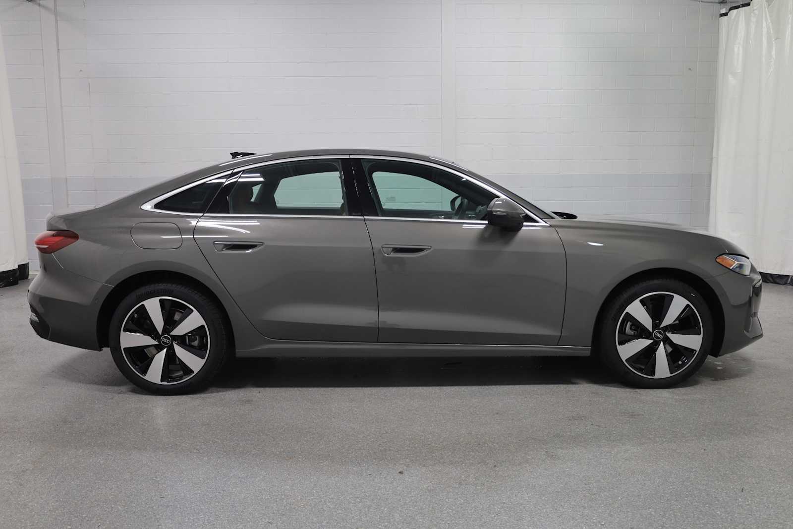 Thumbnail: 2025 Audi A5 - 10