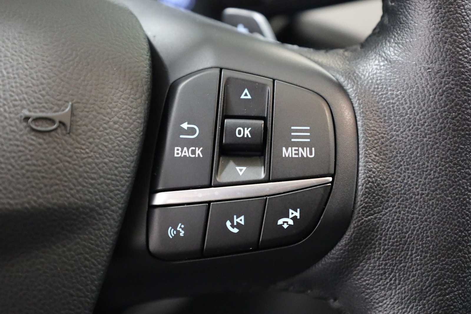 Thumbnail: 2020 Ford Escape - 25