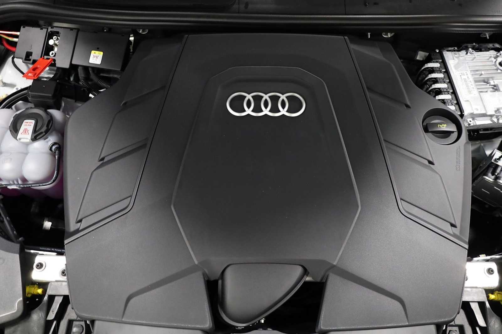 Thumbnail: 2026 Audi Q8 - 40