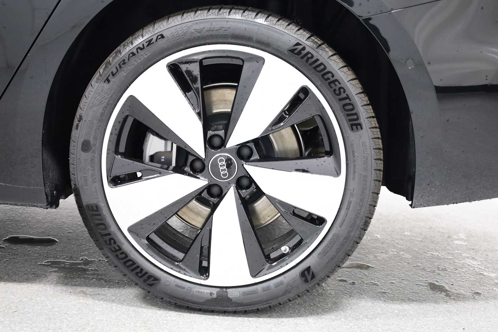 Thumbnail: 2025 Audi A5 - 36