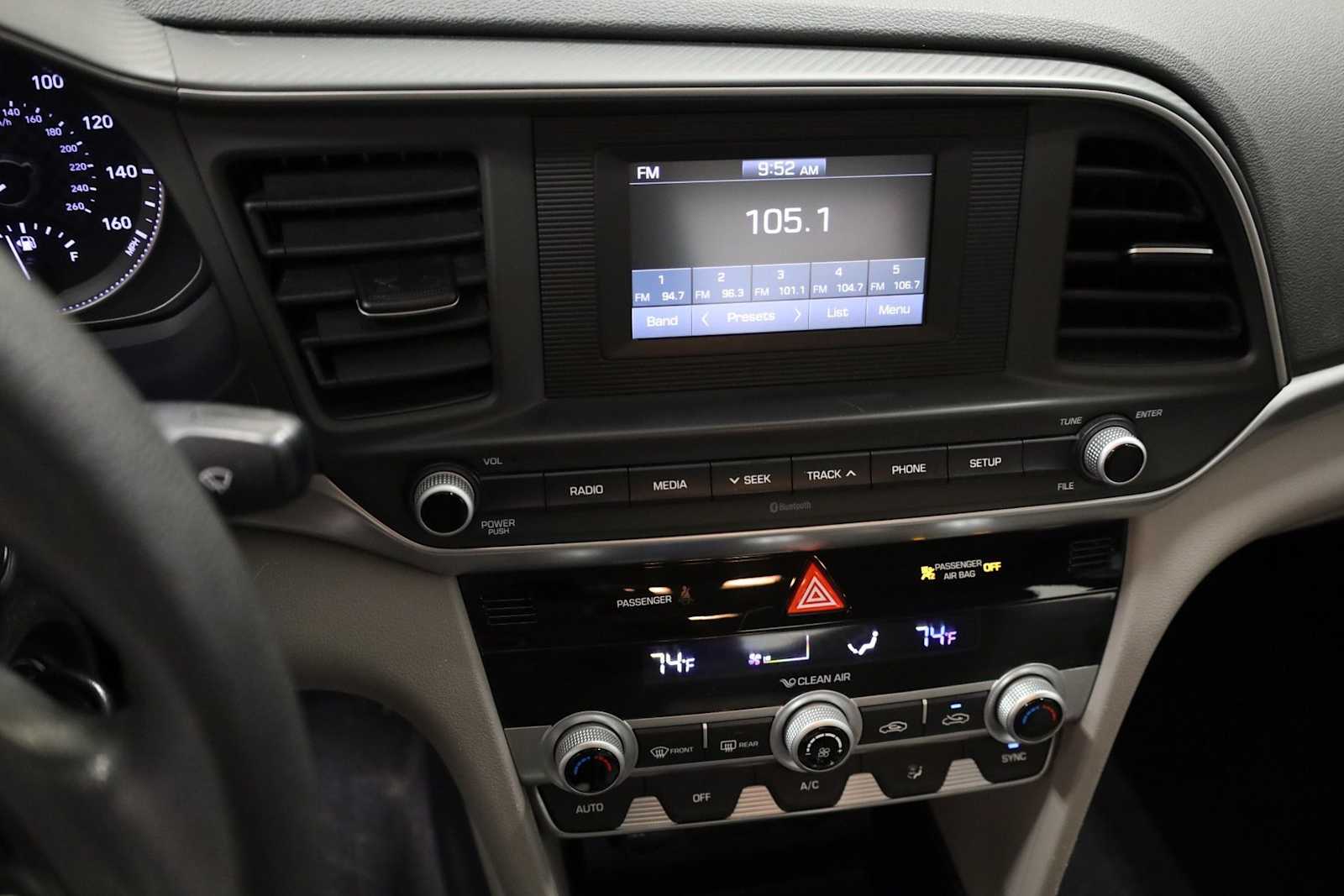 Thumbnail: 2020 Hyundai Elantra - 28