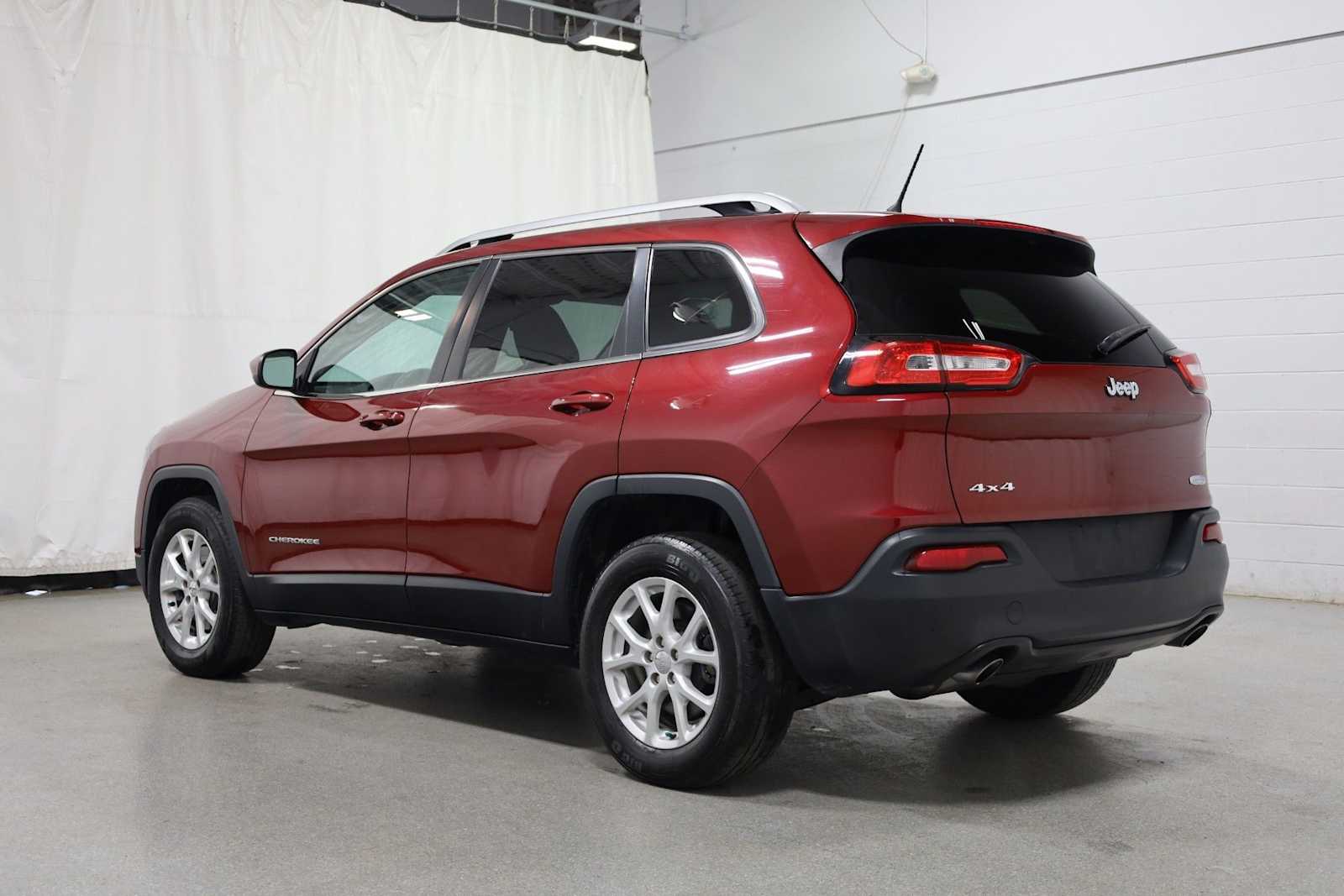Thumbnail: 2014 Jeep Cherokee - 3