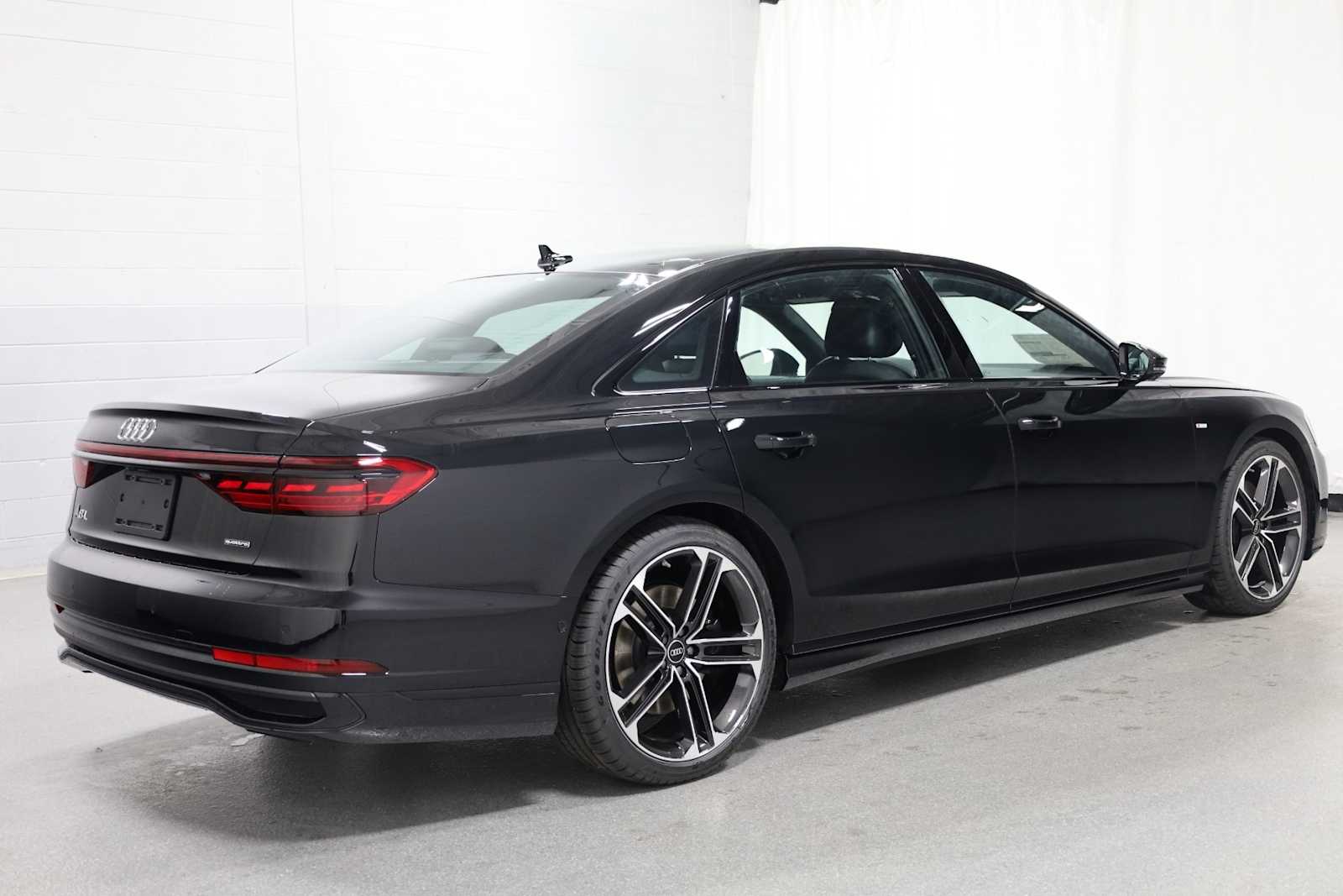 Thumbnail: 2025 Audi A8 - 9