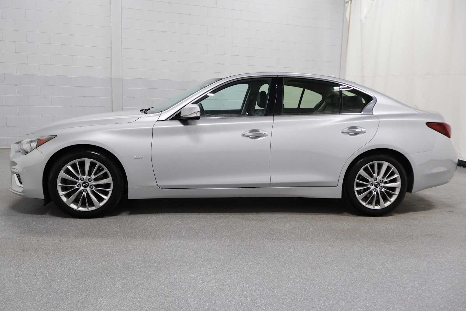 Thumbnail: 2019 INFINITI Q50 - 2