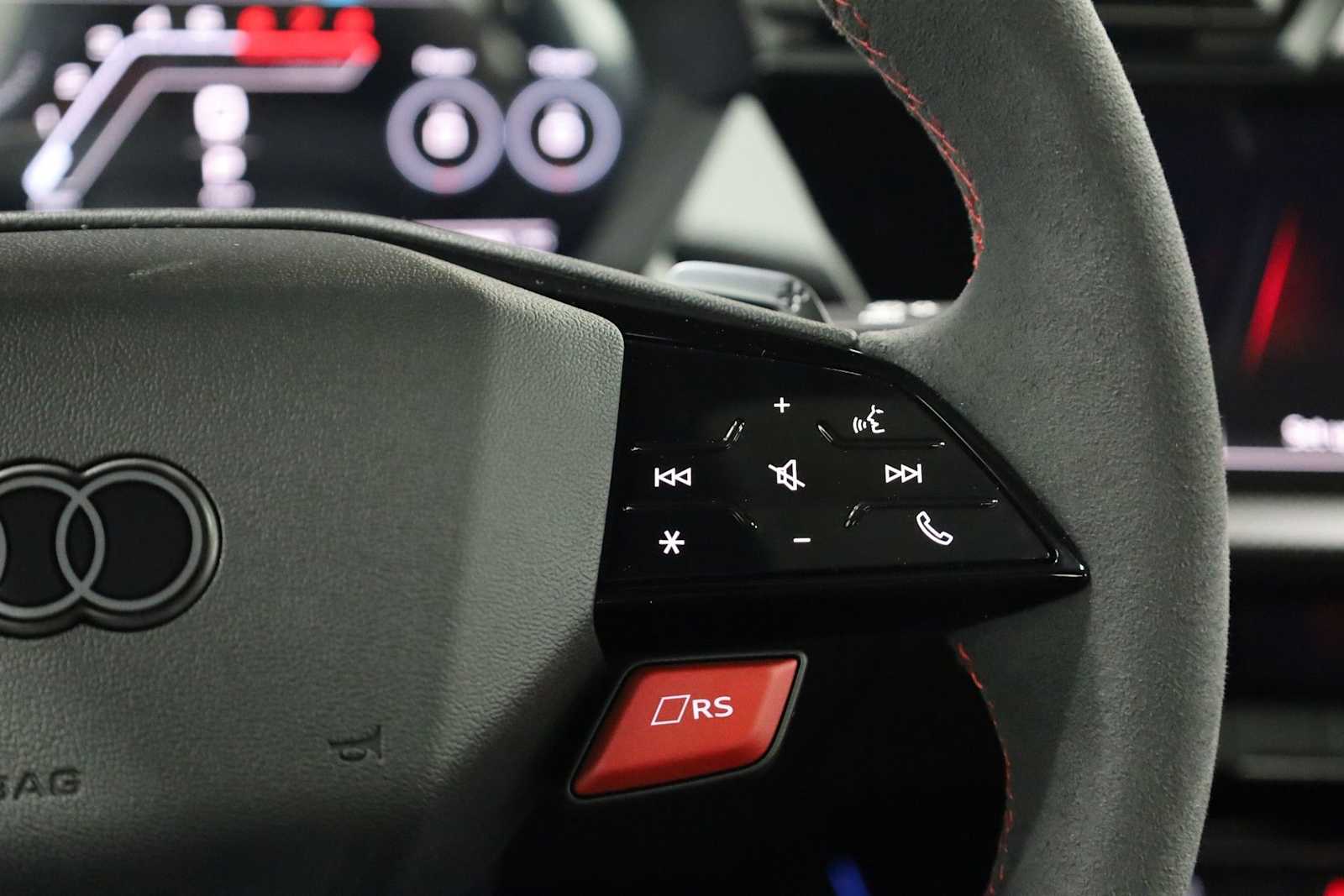 Thumbnail: 2026 Audi RS 3 - 26