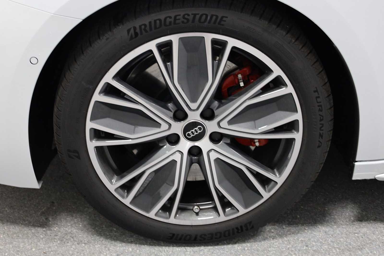 Thumbnail: 2025 Audi S5 - 36