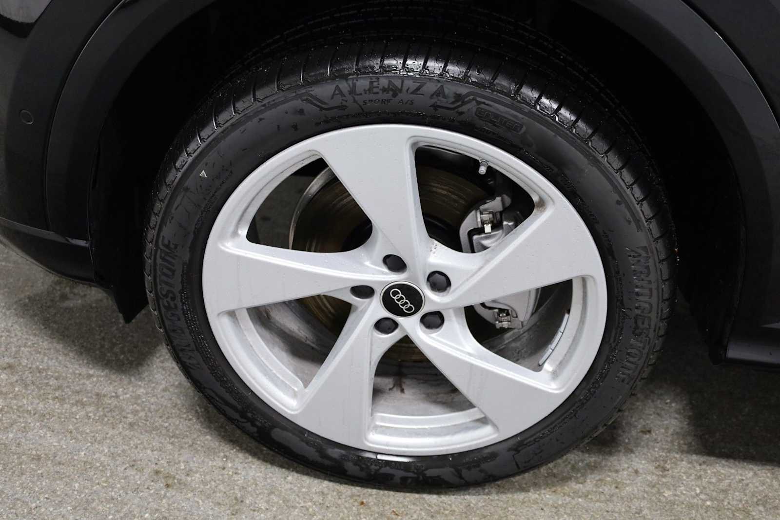 Thumbnail: 2025 Audi Q5 - 37