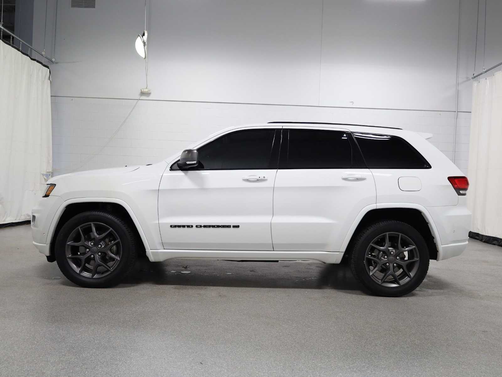 Thumbnail: 2021 Jeep Grand Cherokee - 2