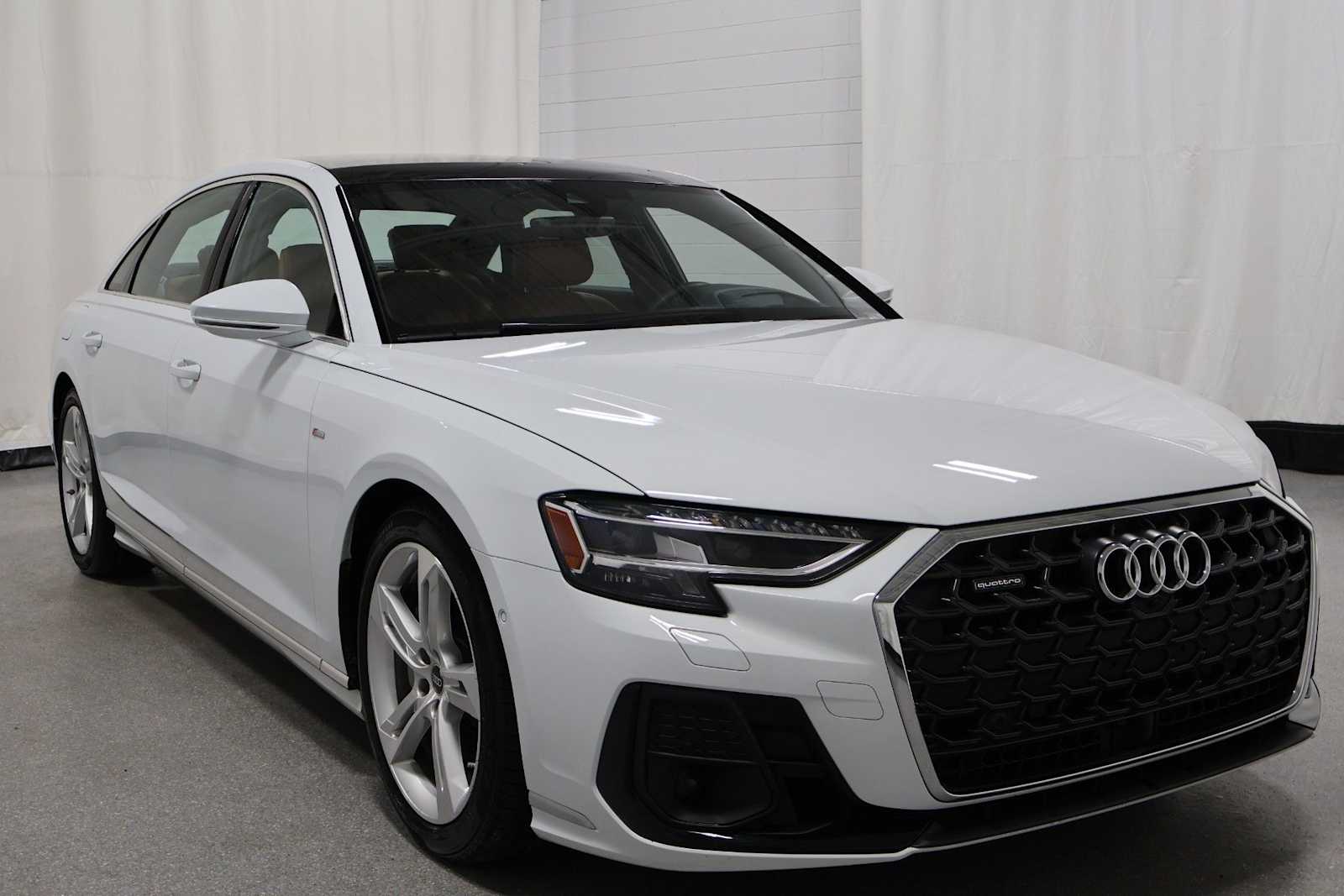 Thumbnail: 2025 Audi A8 - 13