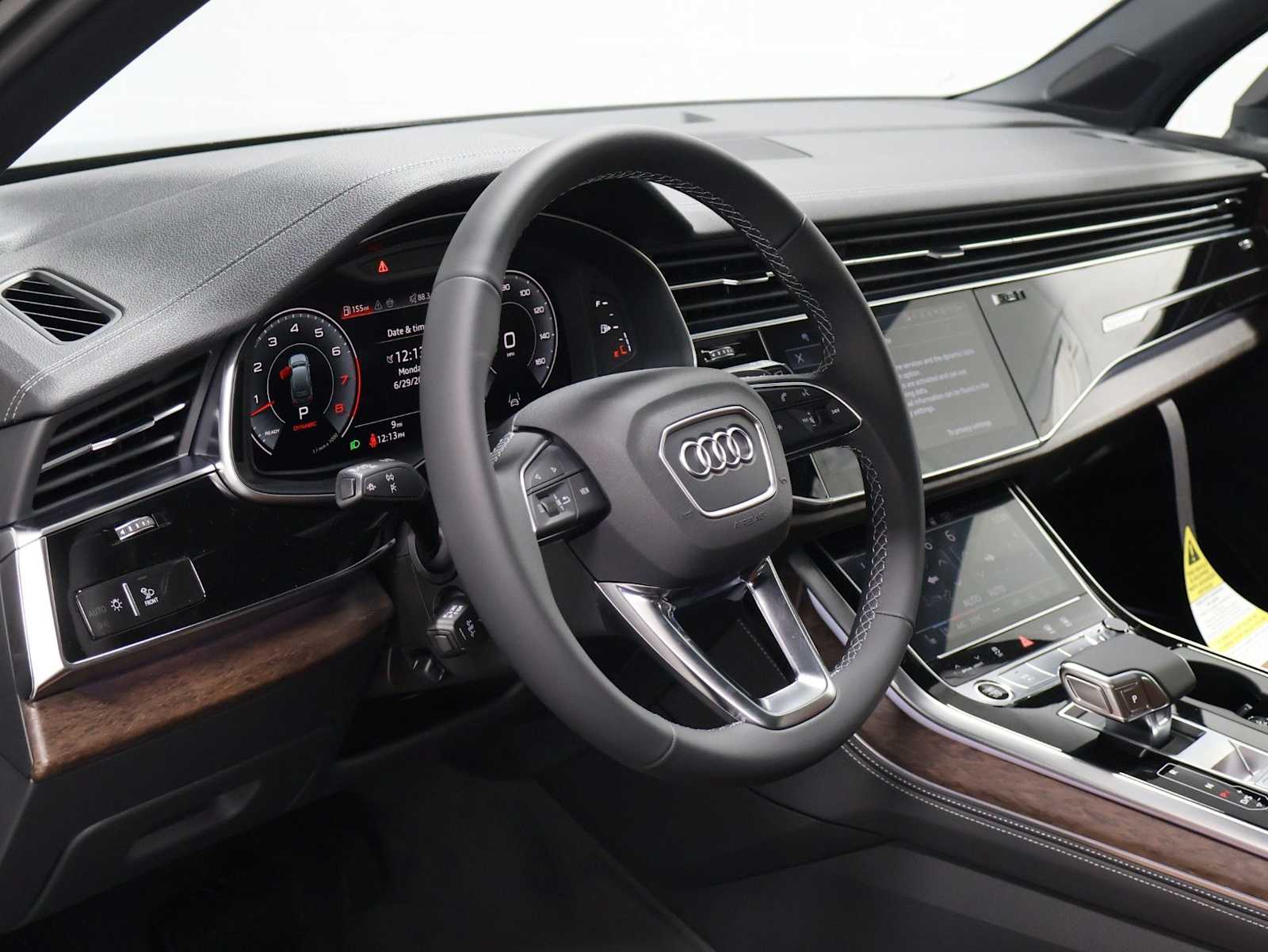 Thumbnail: 2026 Audi Q7 - 4