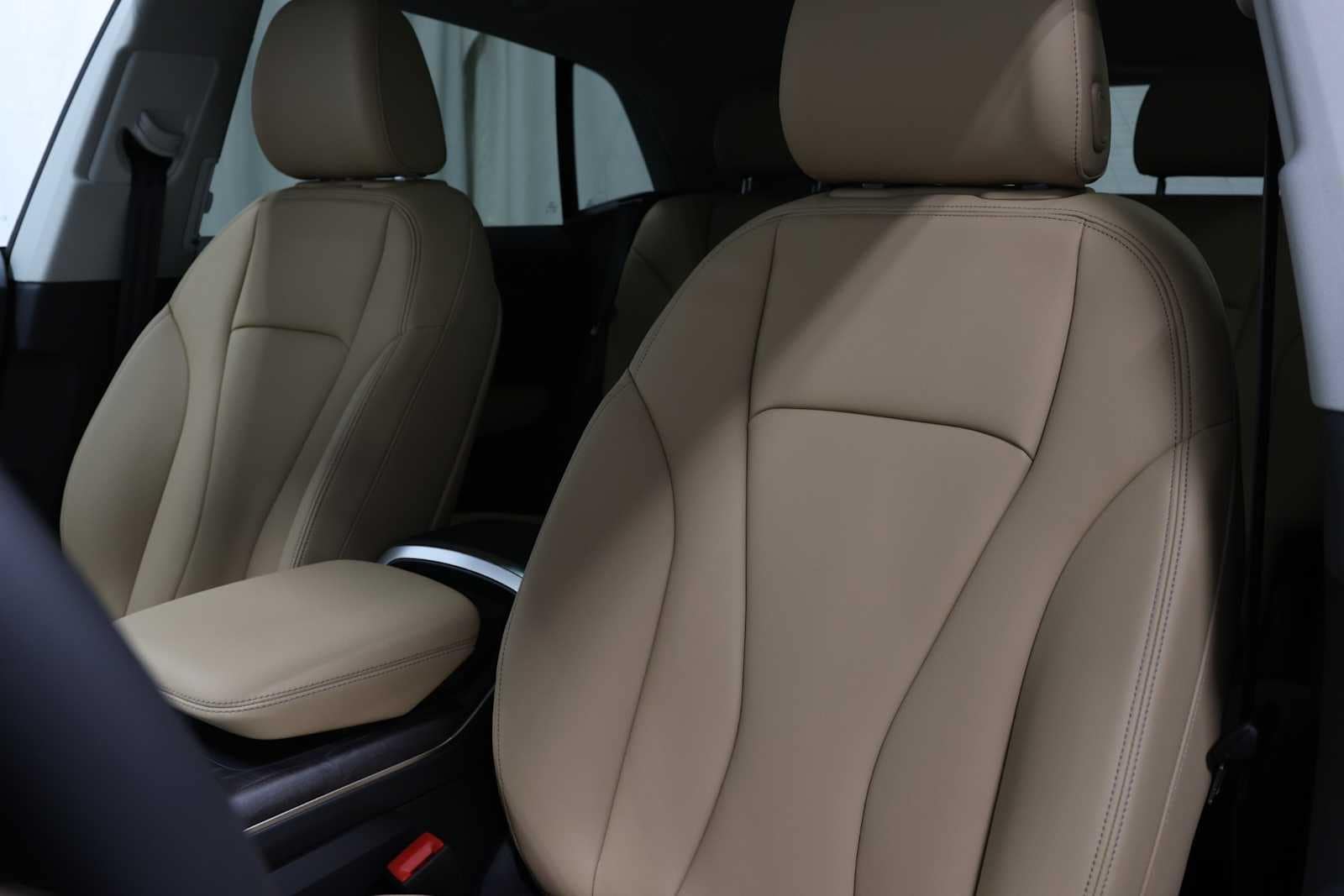 Thumbnail: 2025 Audi Q8 - 9