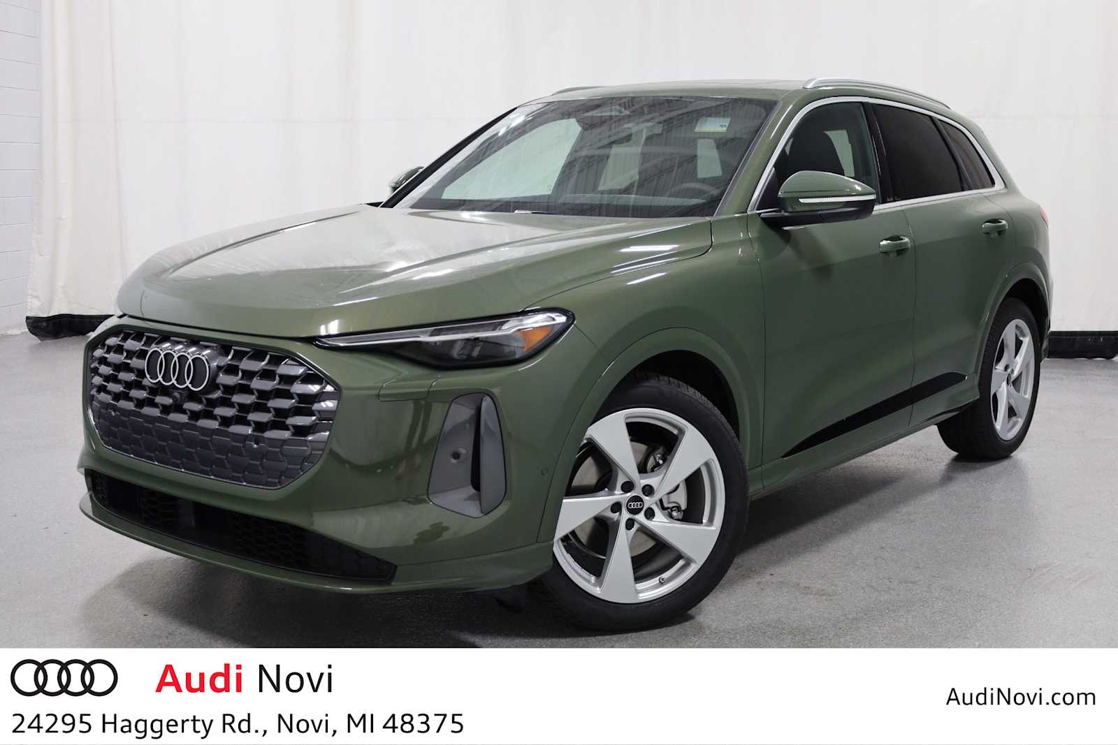 Thumbnail: 2025 Audi Q5 - 1