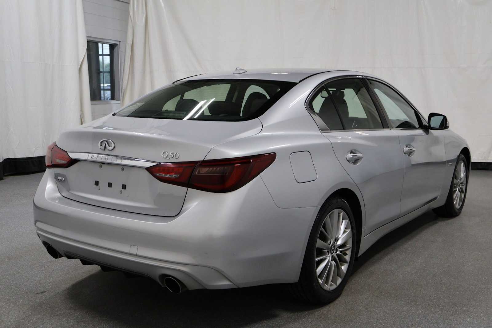 Thumbnail: 2019 INFINITI Q50 - 9