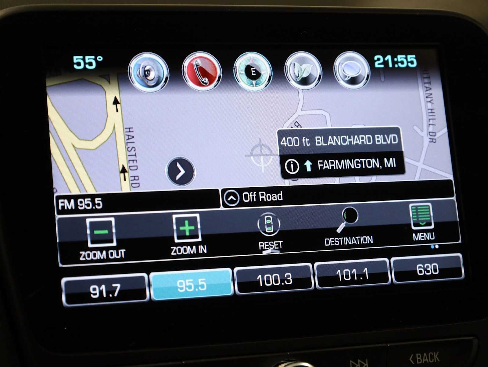 Thumbnail: 2017 Chevrolet Malibu - 30