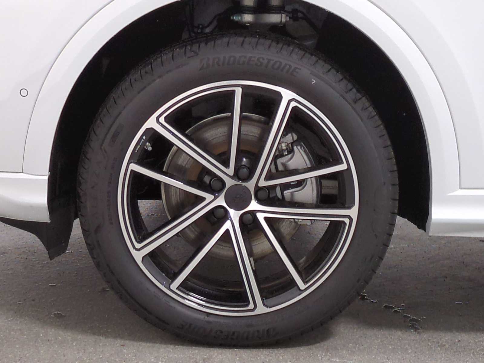 Thumbnail: 2026 Audi Q5 - 38
